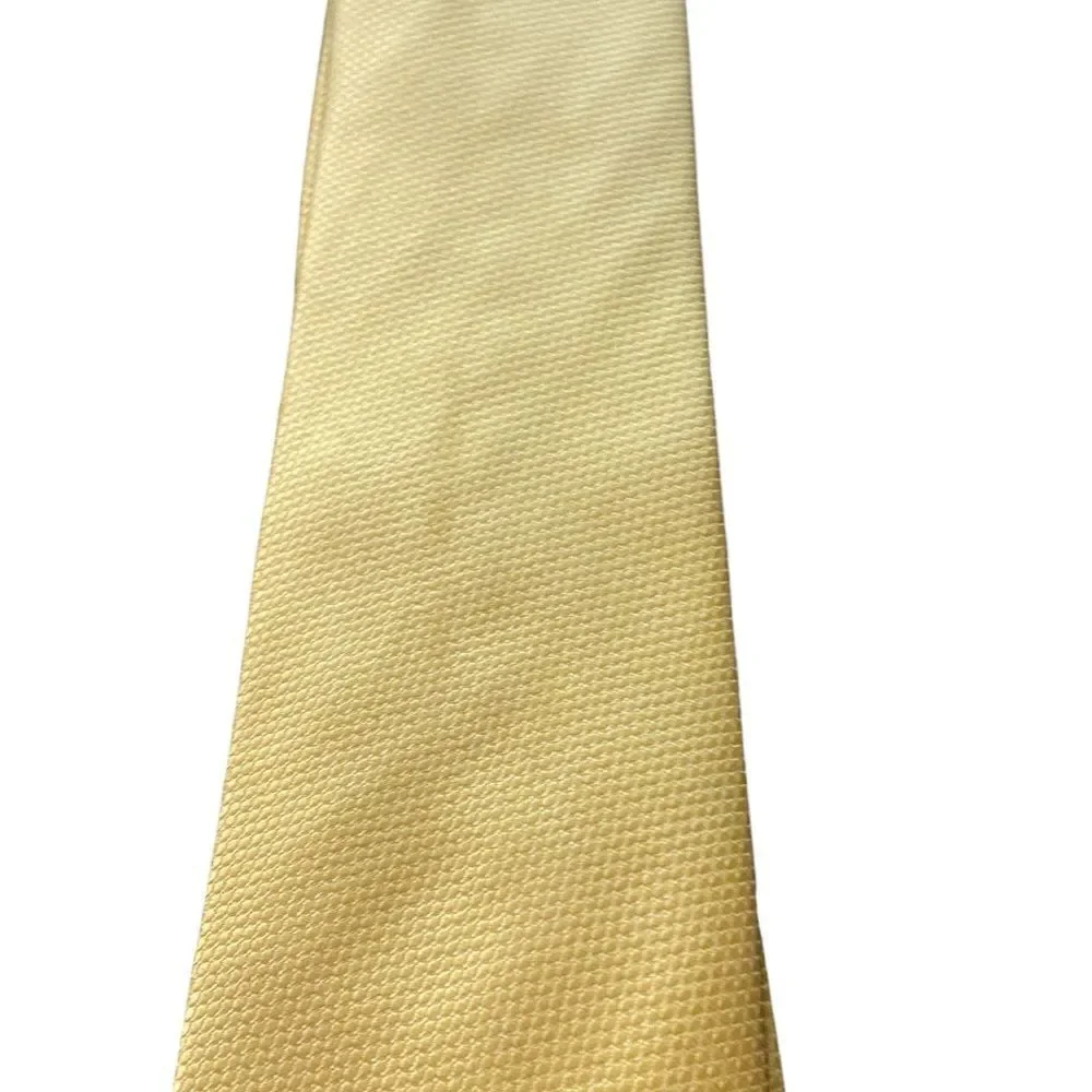 IZOD, Tommy Hilfiger, Alexander Julian trio of ties in excellent condition